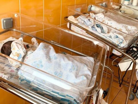 Иван да Марья: более 200 детей родилось в Мытищах в апреле Новости Мытищи 